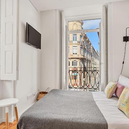 Host Wise - Lovely Shinny Flats With Balcony - Clerigos Porto Exteriér fotografie