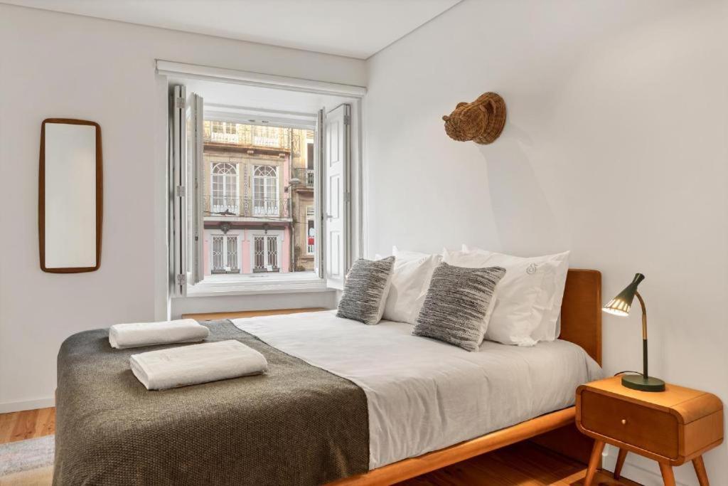 Host Wise - Lovely Shinny Flats With Balcony - Clerigos Porto Exteriér fotografie