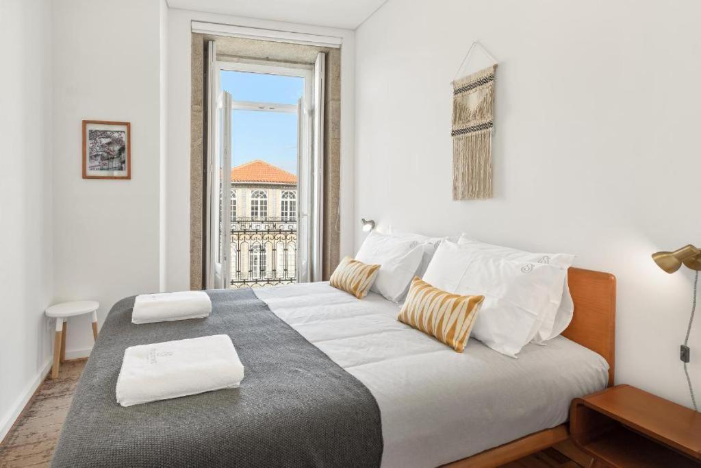 Host Wise - Lovely Shinny Flats With Balcony - Clerigos Porto Exteriér fotografie