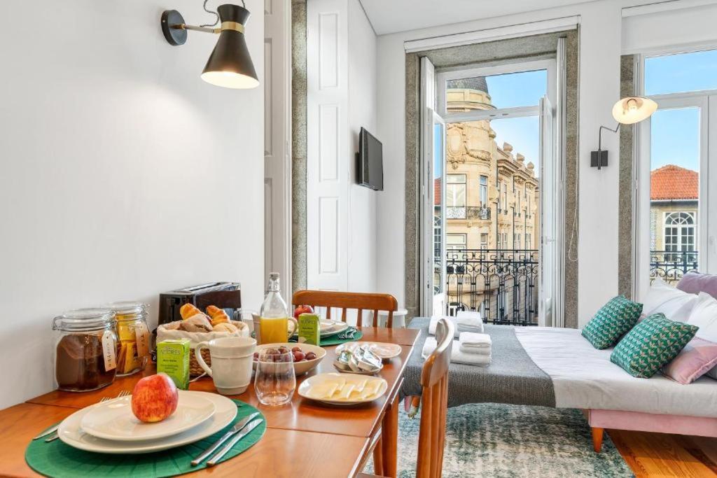 Host Wise - Lovely Shinny Flats With Balcony - Clerigos Porto Exteriér fotografie