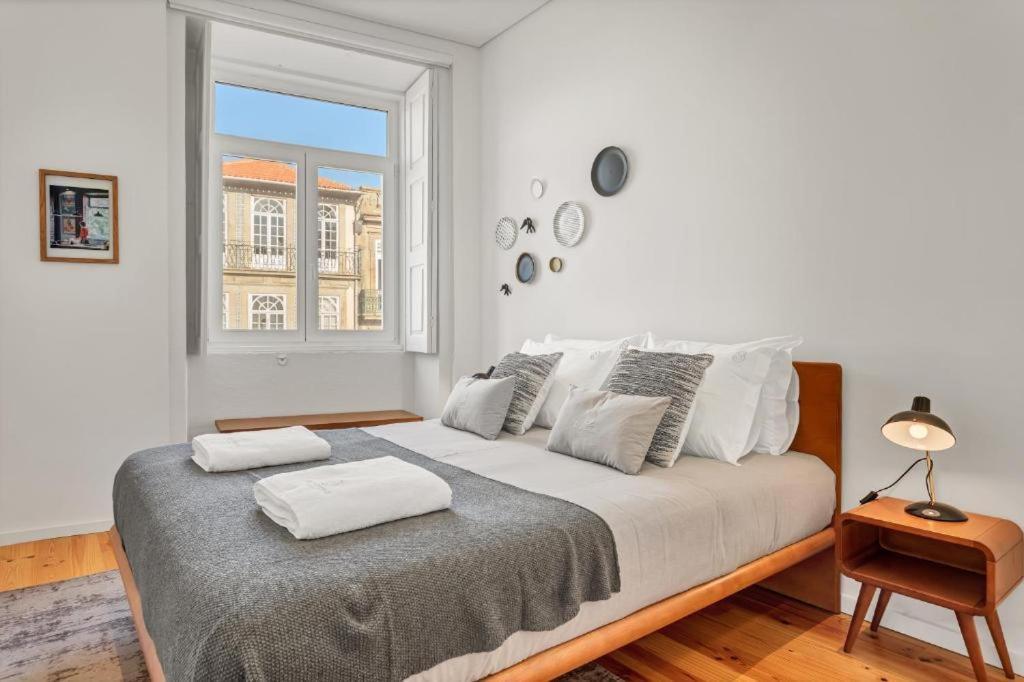 Host Wise - Lovely Shinny Flats With Balcony - Clerigos Porto Exteriér fotografie
