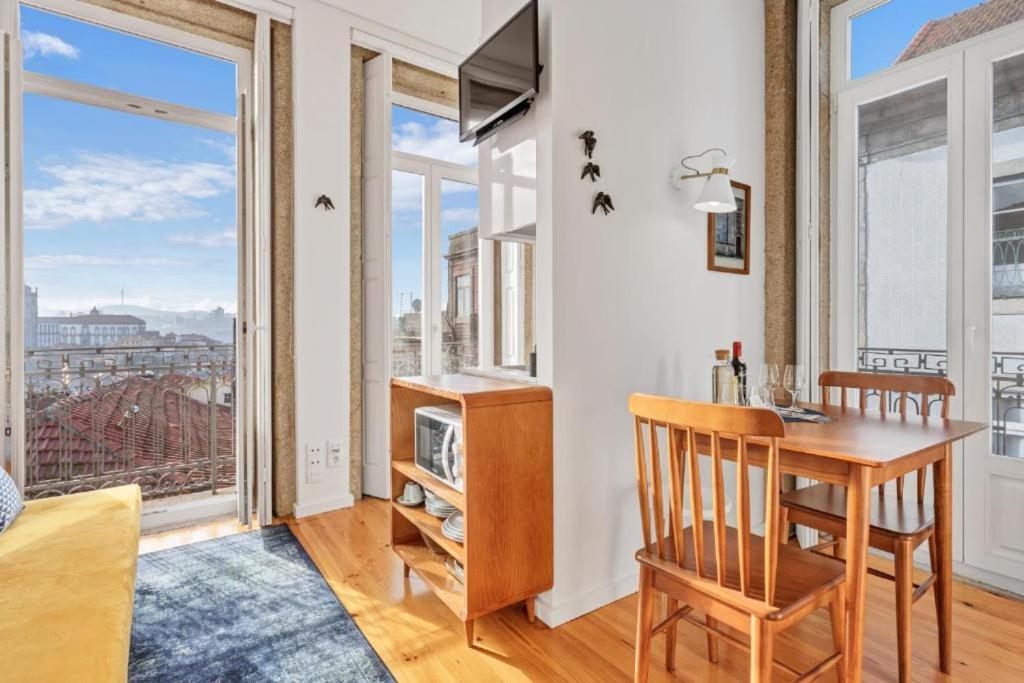 Host Wise - Lovely Shinny Flats With Balcony - Clerigos Porto Exteriér fotografie
