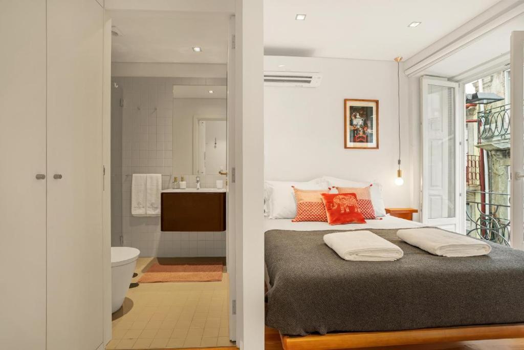 Host Wise - Lovely Shinny Flats With Balcony - Clerigos Porto Exteriér fotografie