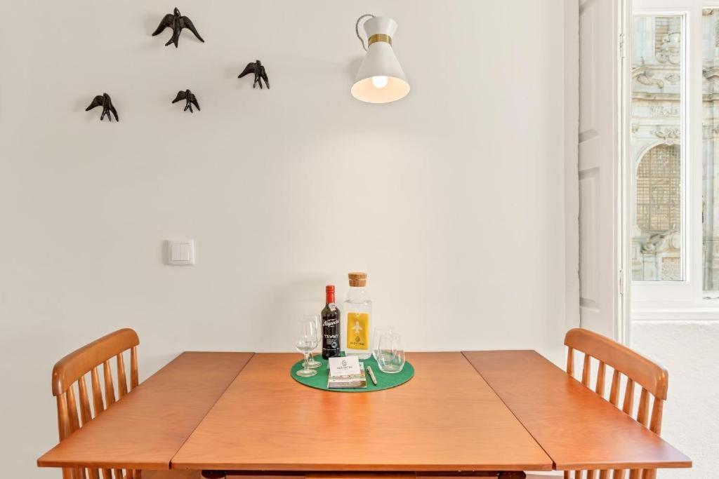 Host Wise - Lovely Shinny Flats With Balcony - Clerigos Porto Pokoj fotografie