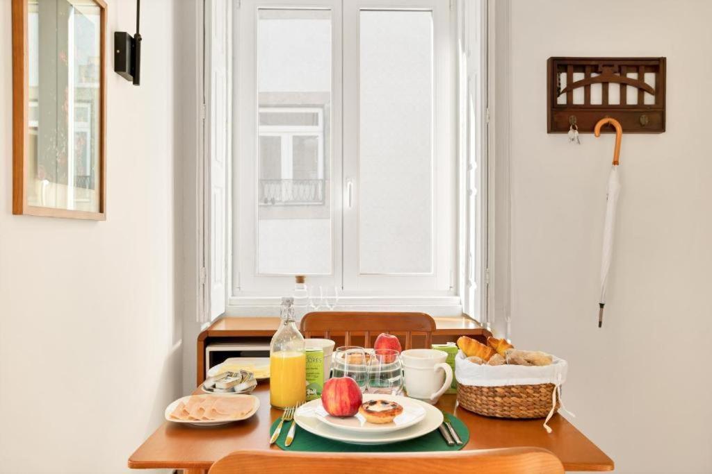 Host Wise - Lovely Shinny Flats With Balcony - Clerigos Porto Pokoj fotografie